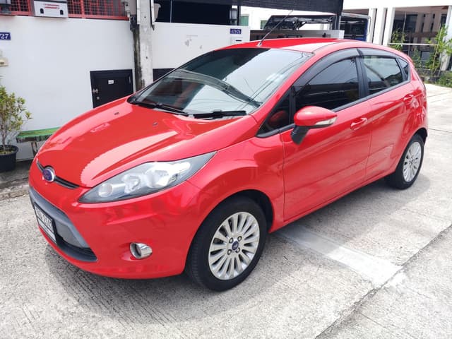 Ford Fiesta แฮทช์แบ็ก 2013