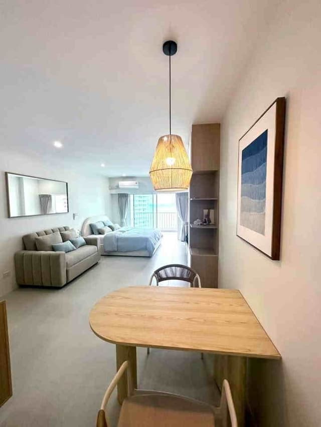 C1470 ขายด่วน คอนโดวิวทะเล 180° Wongamat Garden Beach Resort