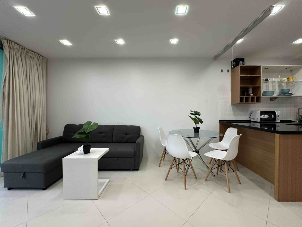 C1474 Продается Laguna Heights Condominium 2 спальни Wongamat Beachfront