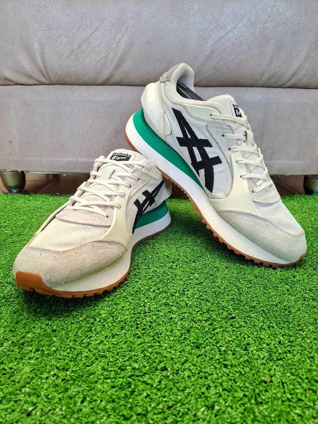Onitsuka Tiger MOAGE CO Used Sneakers, Excellent Condition, EU 43.5