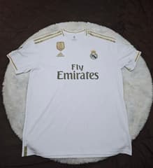 Real Madrid shirt, white-gold - image blurred placeholder