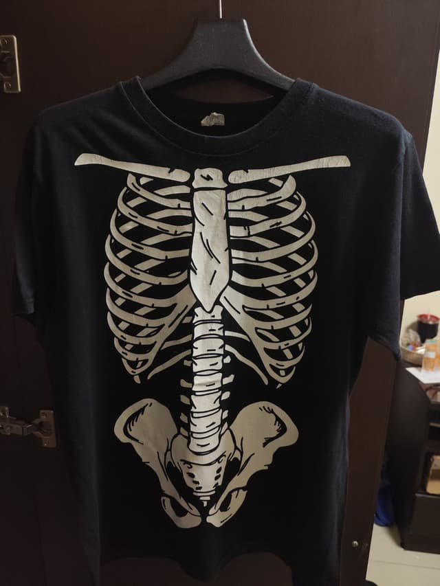 glow in the dark skeleton t shirt mens medium