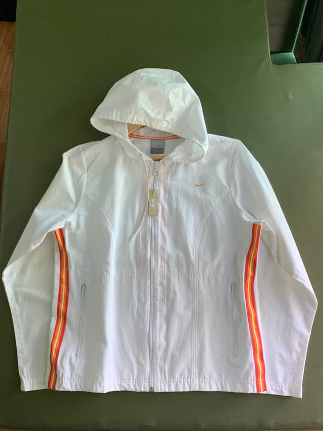 Nike kids rain jacket (12-14) size L used