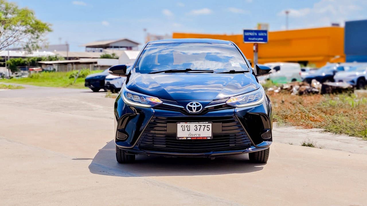 TOYOTA Yaris ATIV 1.2 mid A/T Year 2020