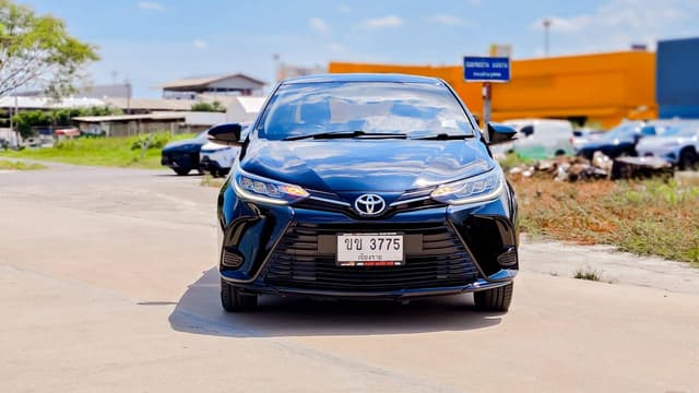 TOYOTA Yaris ATIV 1.2 mid A/T Year 2020