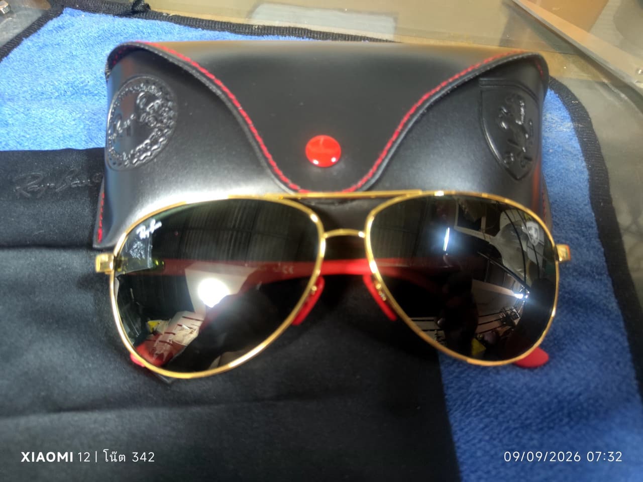 แว่นกันแดด RayBan X Scuderia Ferrari รุ่น RB8313-M