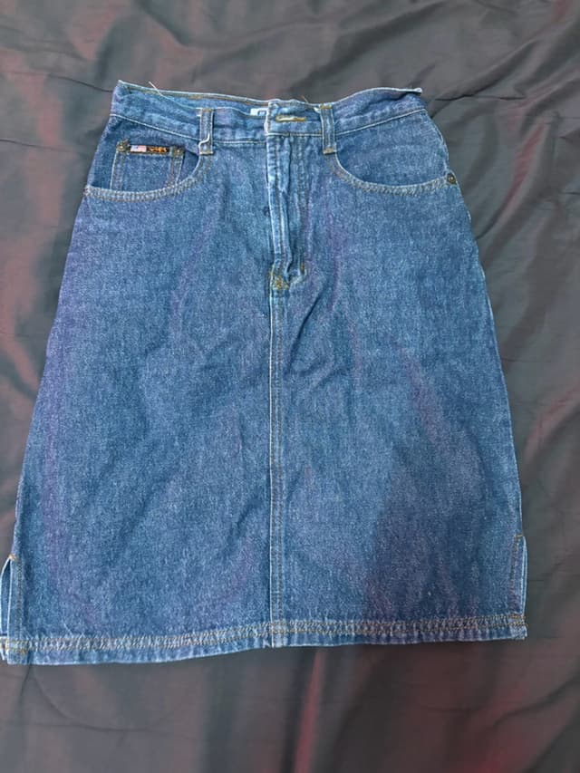 Denim skirt