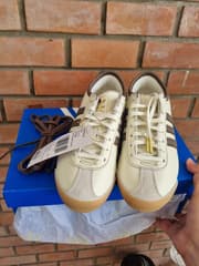 Adidas Originals Italia 70s Sneakers in Off White / Earth Strata / Gum (JQ708) - image blurred placeholder