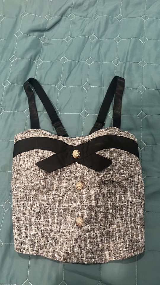 Fashion Clothing Wholesale Lot, 8 Pieces
