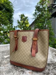 กระเป๋า CELINE Vintage Macadam ปี1994 - image blurred placeholder