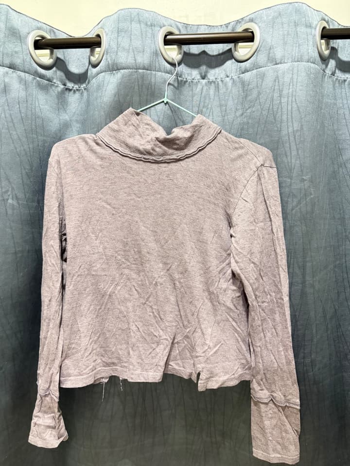 Gray Fitted Long-Sleeve Shirt