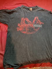 เสื้อยืดวงแร็ป Slaughterhouse - image blurred placeholder