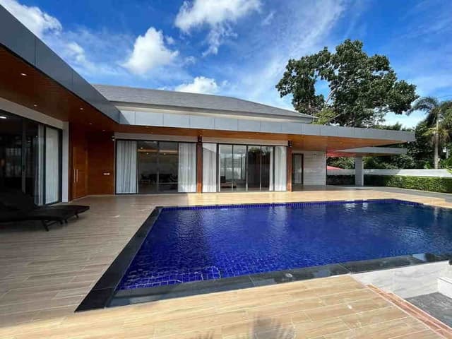 PV07 Luxury Large Pool Villa for Rent, 5 Bedrooms