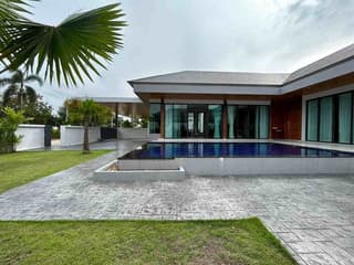PV06 For Rent Luxury Pool Villa, 5 Bedrooms, Private Swimming Pool, Mabprachan, Pattaya - image blurred placeholder