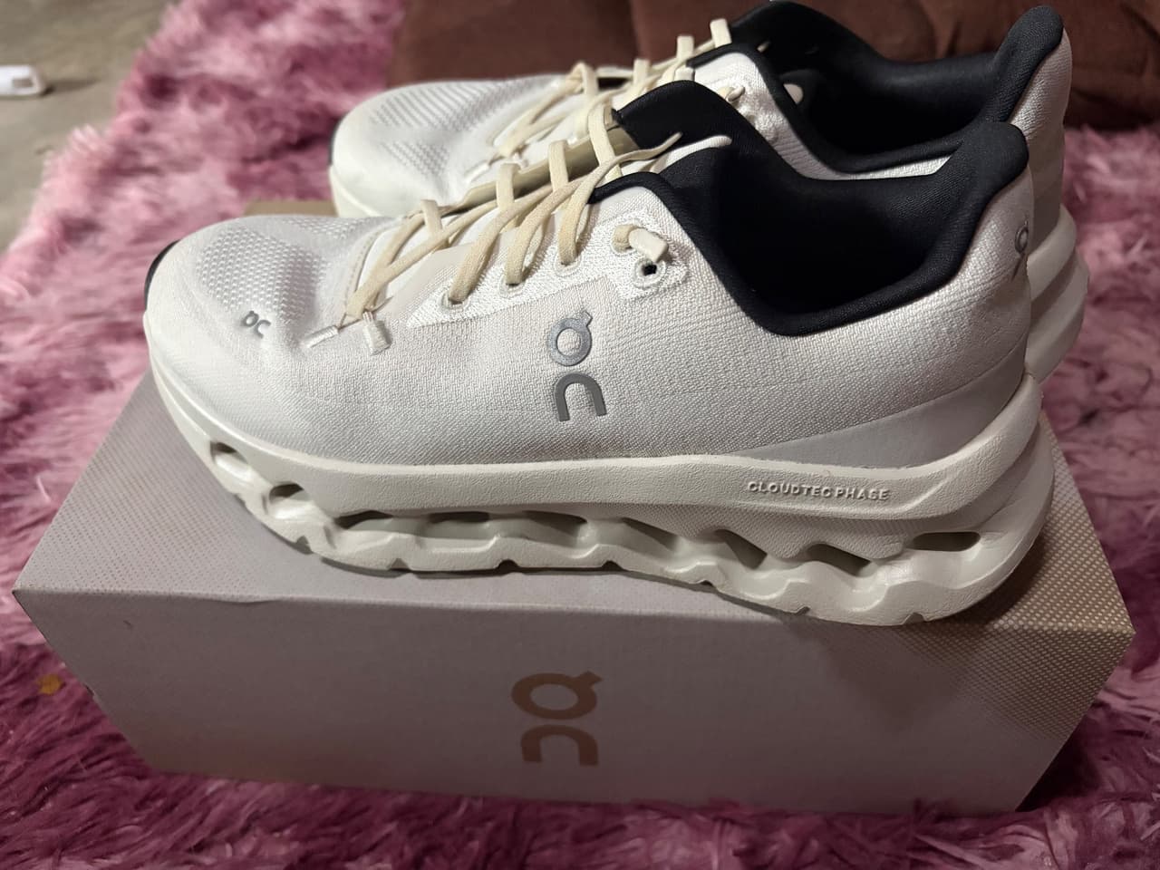 Used On Cloudtilt Sneakers, Pearl / Ice