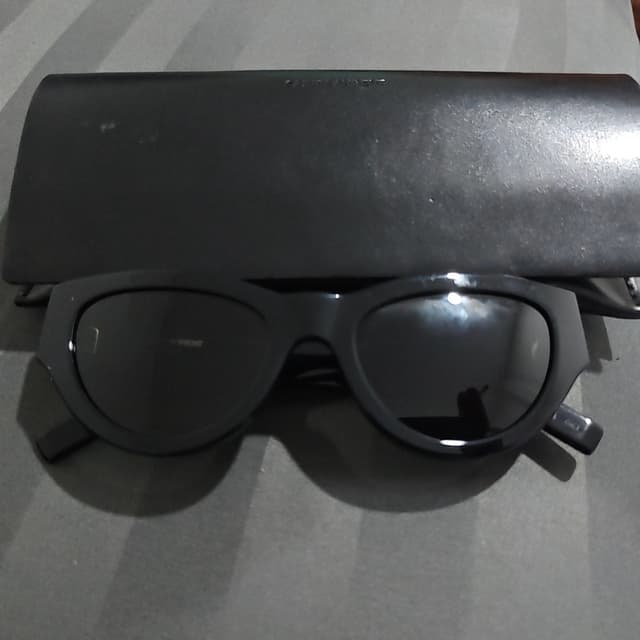 แว่นตา SAINT LAURENT