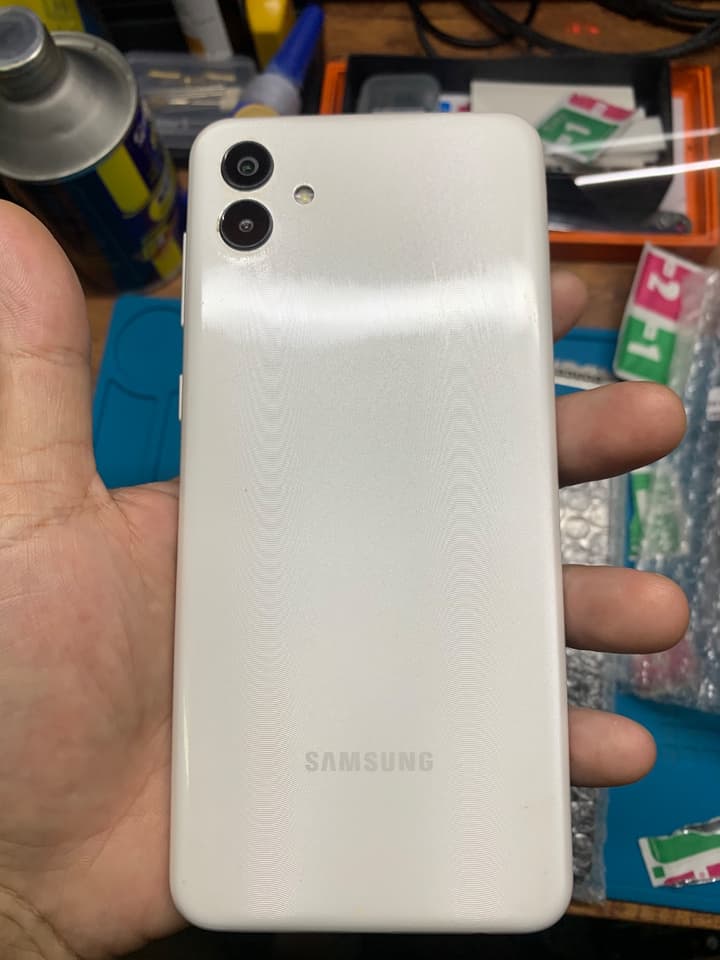 Samsung Galaxy A04