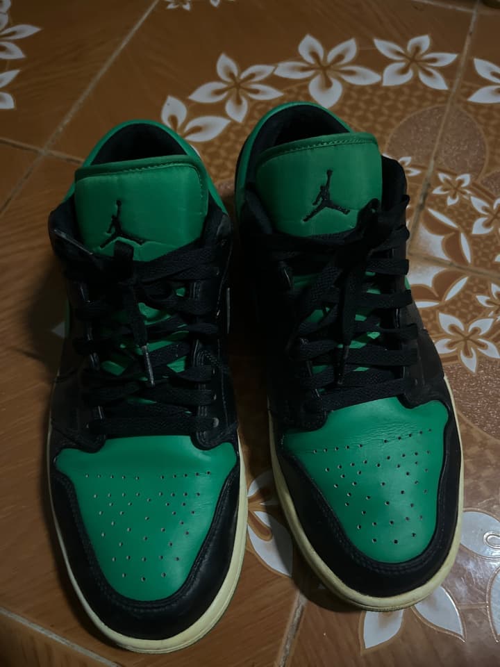 Nike Air Jordan Sneakers