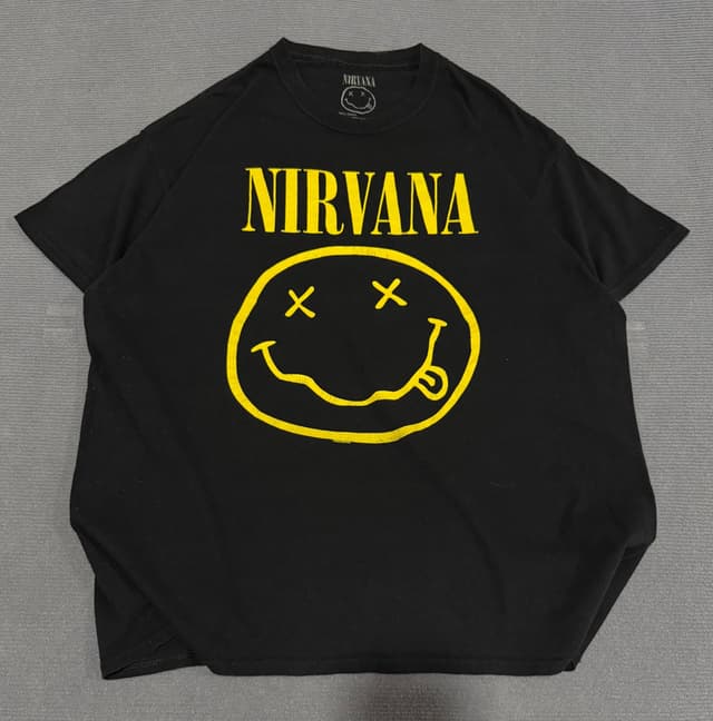 NIRVANA T-Shirt - SMILEY FACE