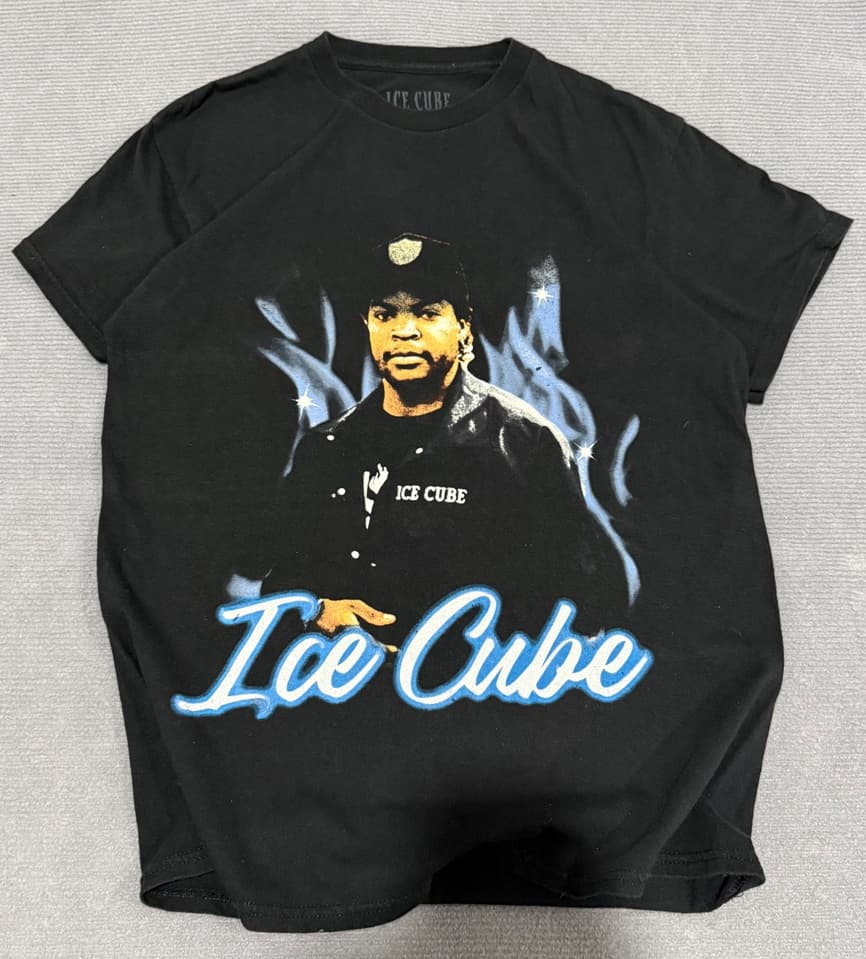 เสื้อยืดสีดำ Ice Cube