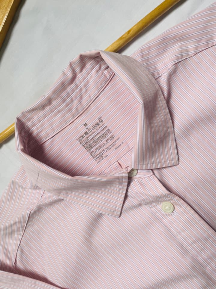 เสื้อเชิ้ตผู้ชาย ยี่ห้อ MUJI