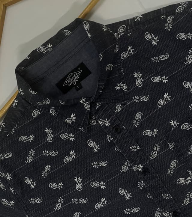 EIGHT Men's Short-Sleeve Shirt