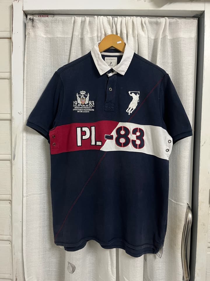 Navy Short-Sleeve Polo Shirt with White Collar