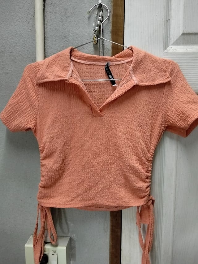 Zara Peach Orange Short-Sleeve Crop Top