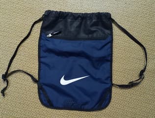 กระเป๋า Nike Gymsack - image blurred placeholder