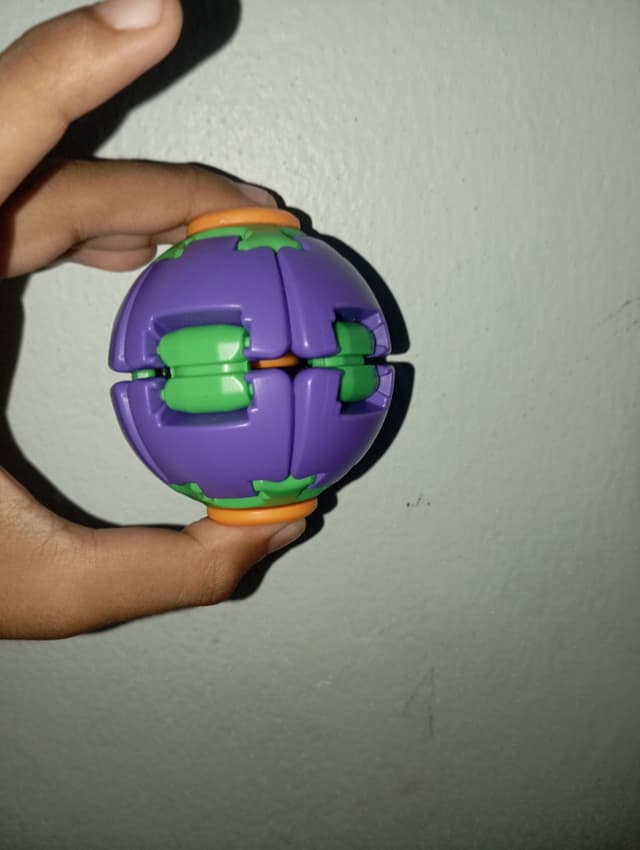 3D Press-and-Twist Stress Relief Ball, Used
