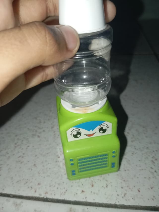 Mini Water Dispenser, Green