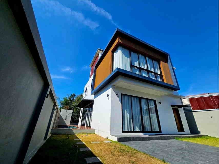 PV14 ขายบ้านเดี่ยว พูลวิลล่า 2 ชั้น + ดาดฟ้า 4 ห้องนอน ห้วยใหญ่