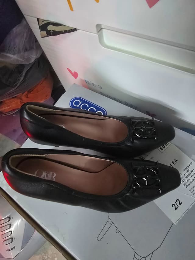O&B High Heels, 3.5 Inches, Rust Black
