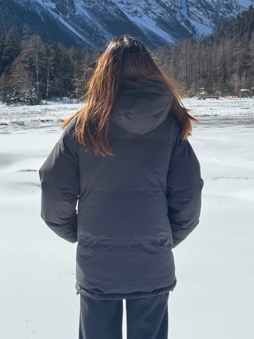 Hooded sweater