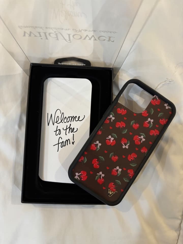 Genuine Wildflower iPhone 15 Case