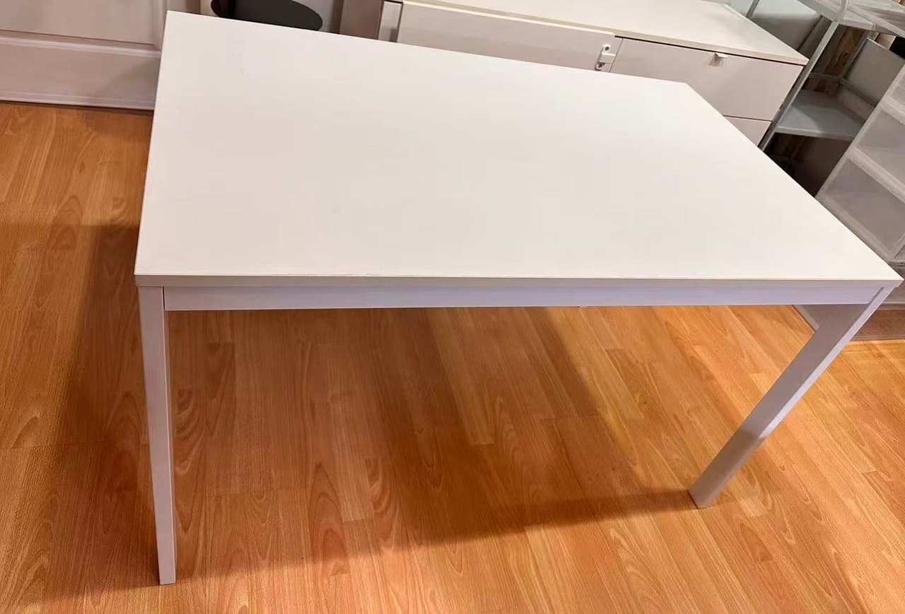 โต๊ะขยาย IKEA (120–180 ซม.) × 75 × 73 ซม.