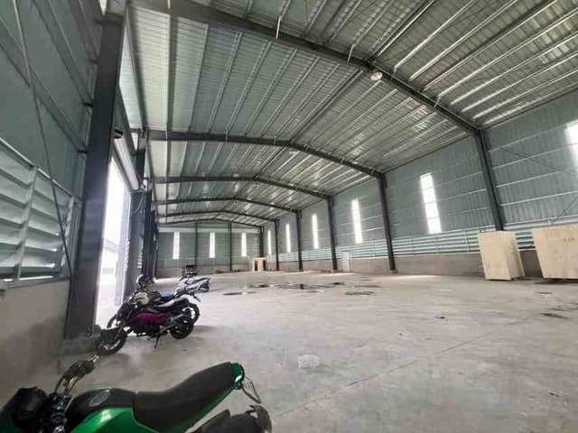 F434 New Warehouse for Rent, 960 sq m, Purple-Striped Zoning, Nong Yai, Chonburi