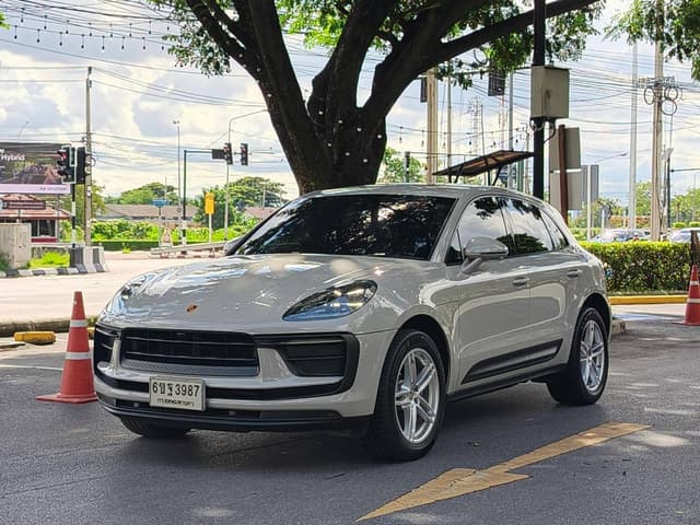 2023 Porsche Macan 2.0 Turbo