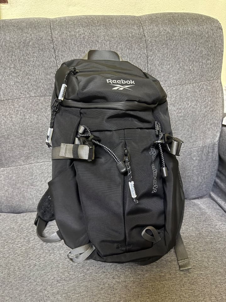 Authentic Reebok Backpack, Brand New, 12 L
