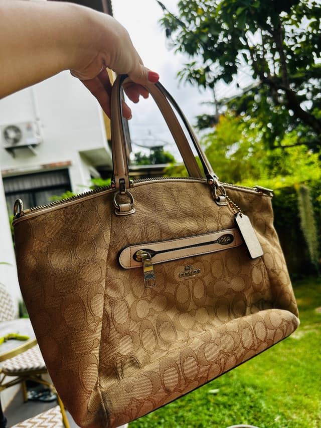 Coach handbag