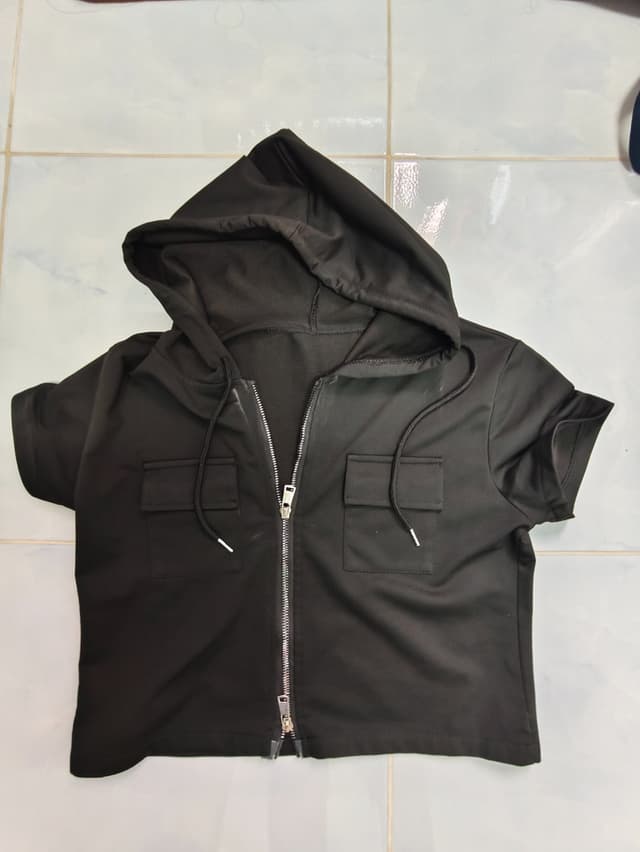 Cropped Hoodie