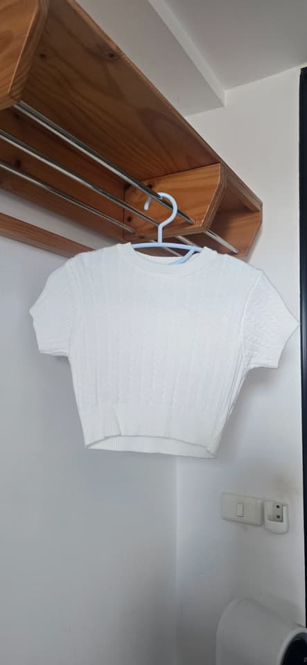 Thesummernade - เสื้อครอปไหมพรม size M