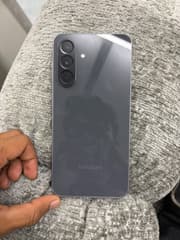 Samsung Galaxy A56 5G Used - image blurred placeholder