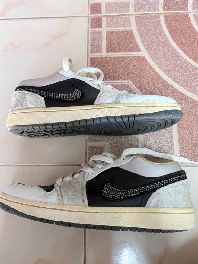Used Nike sneakers