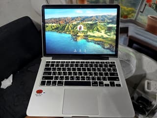 MacBook Pro รุ่นปี 2015 A1205 - image blurred placeholder
