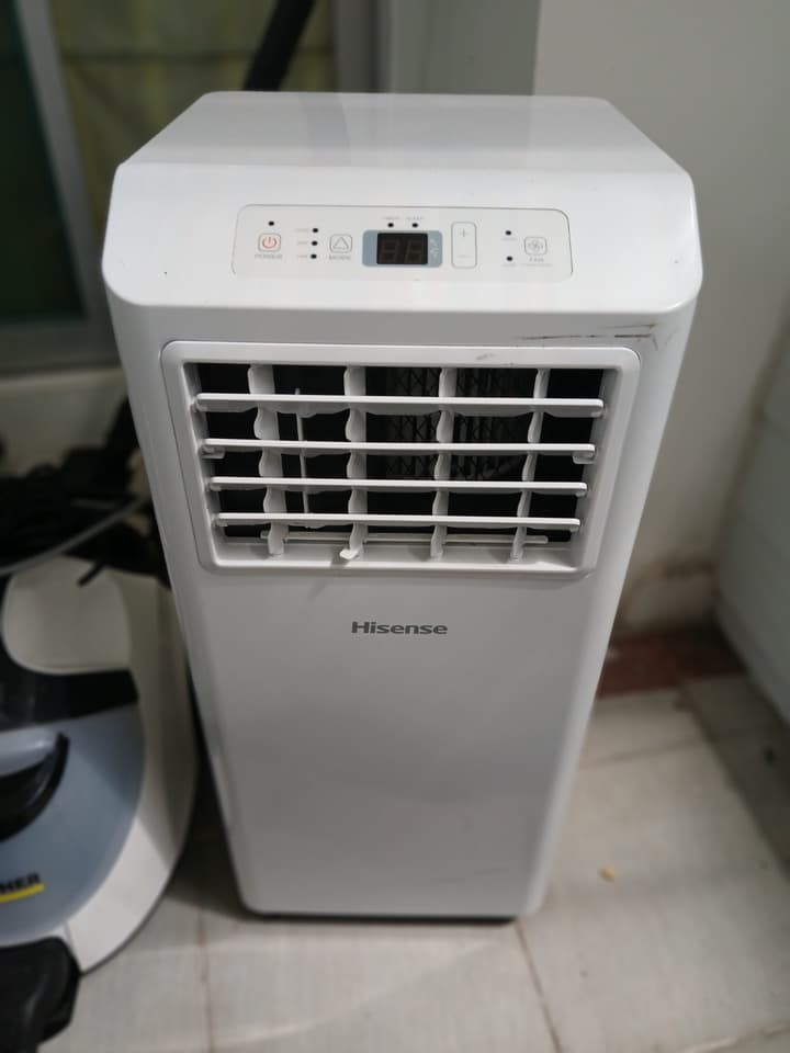 เครื่องปรับอากาศแบบเคลื่อนที่ Hisense