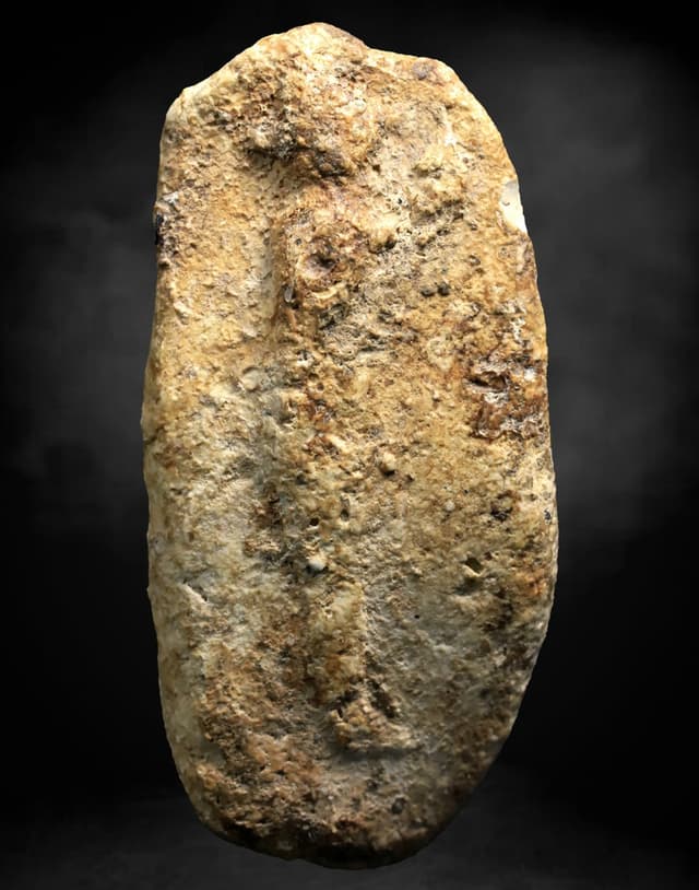 Powder Amulet Depicting Homage to a Boundary Stone, Origin Unknown