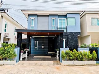 H730 2-Story Detached House for Rent, 4 Bedrooms, Luxury Decor, Takian Tia, Pattaya - image blurred placeholder