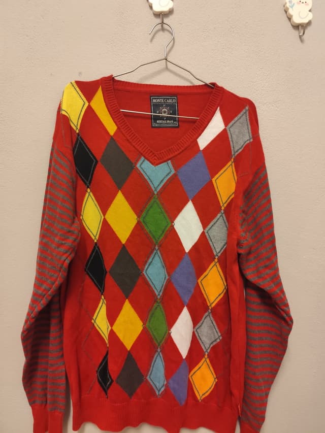 Monte Carlo Long-Sleeve V-Neck Sweater