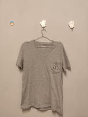 Psycho Bunny V-Neck T-Shirt - image blurred placeholder